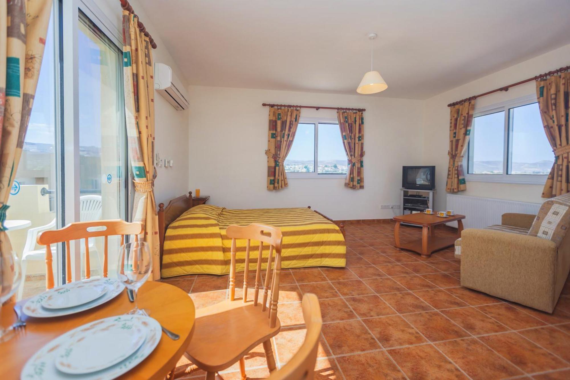 Thekla Court Apartment Polis Exterior foto